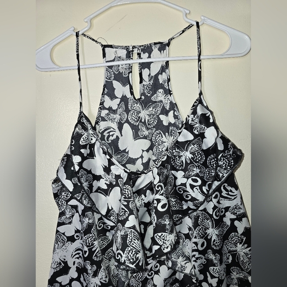 Studio Y Black and White Asymmetrical Skater Tank Top - Picture 2 of 3